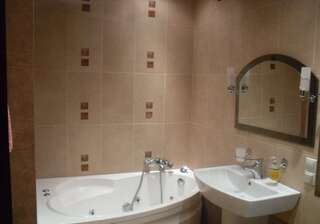 Апартаменты квартира с 3 спальнями в центре Брест Апартаменты с сауной-19