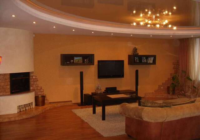 Апартаменты квартира с 3 спальнями в центре Брест-8